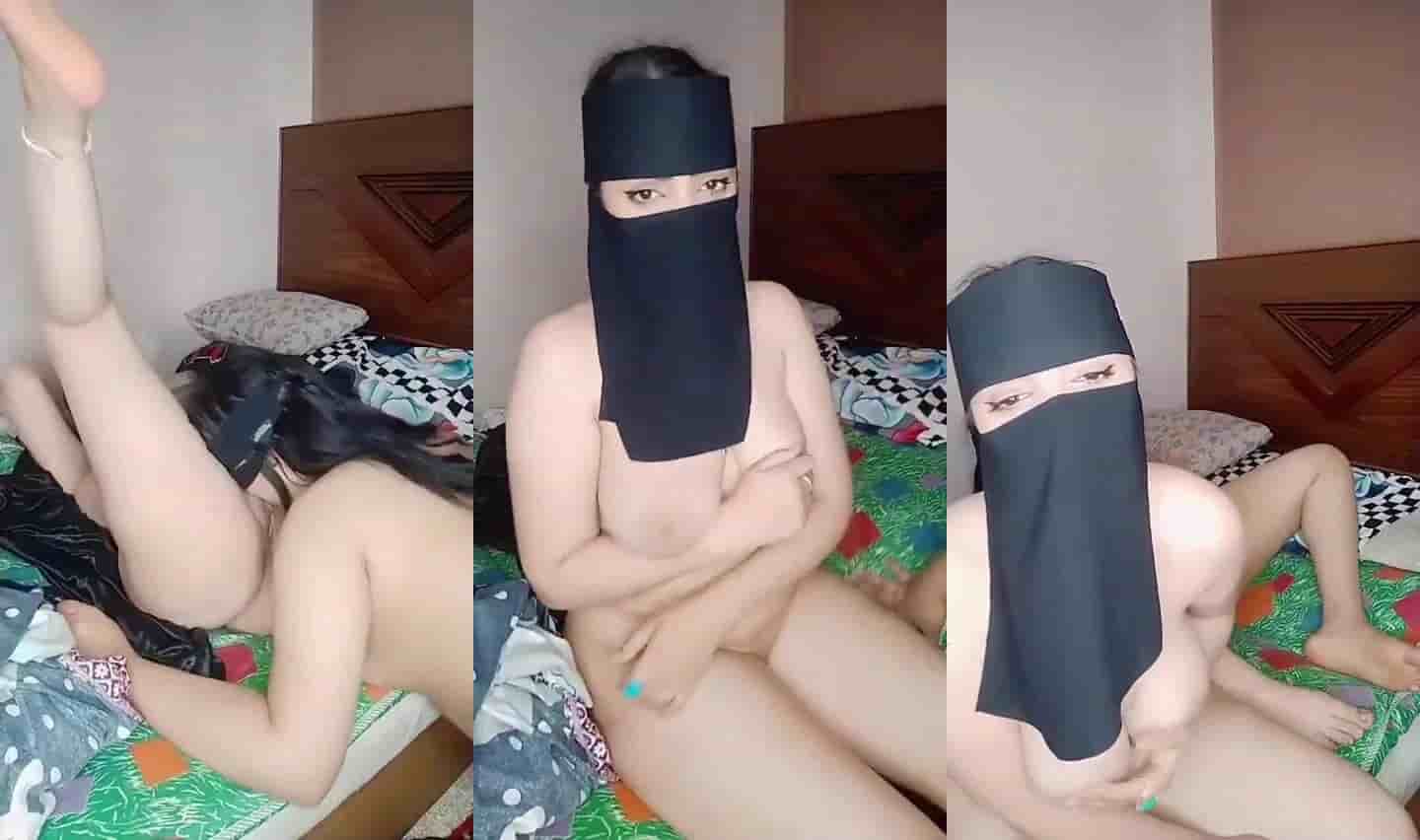 سحاقيات مصريات مغطين وشهم و نازلين لحس كس و مص بزاز لبعض على sex عربي